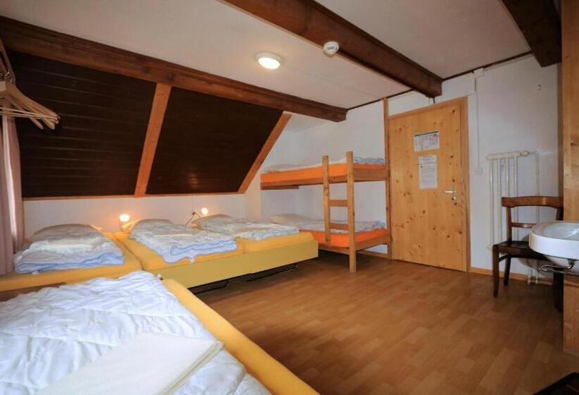 ベッドアンドブレックファースト Juhui Flumserberg