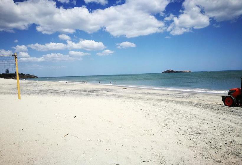 민박 La Perla De Farallon