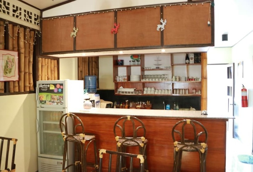 تختخواب و صبحانه Mabini Pensione