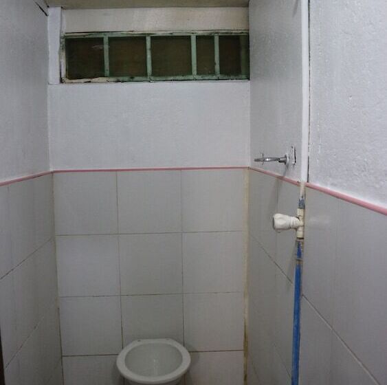 تختخواب و صبحانه Mabini Pensione