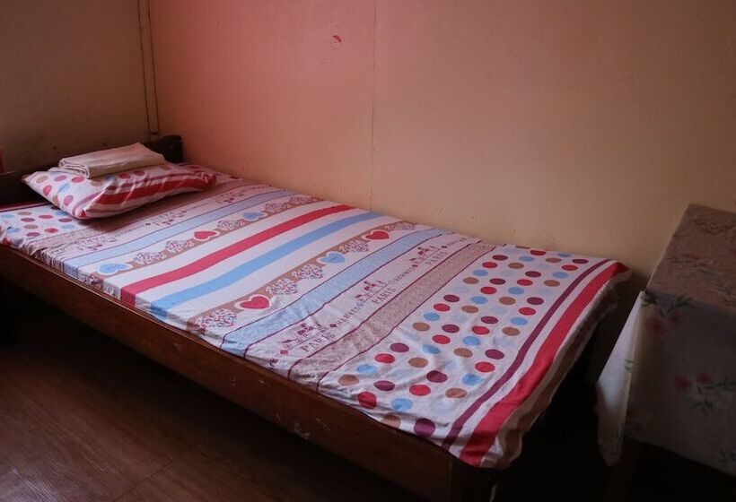 تختخواب و صبحانه Mabini Pensione