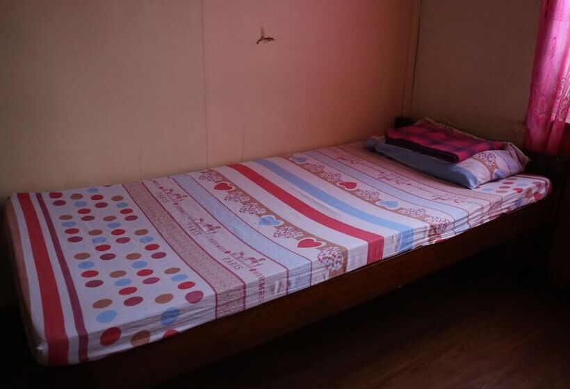 تختخواب و صبحانه Mabini Pensione