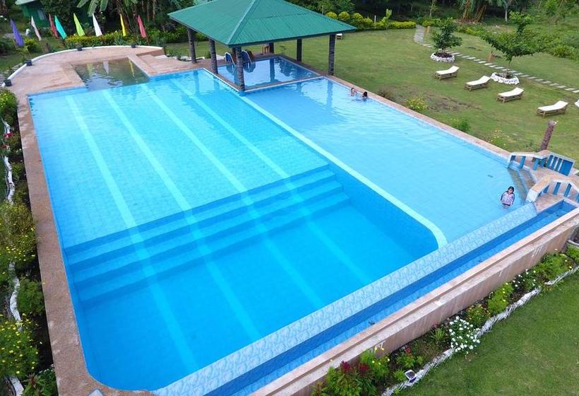 تختخواب و صبحانه Mahogany Upland Resort