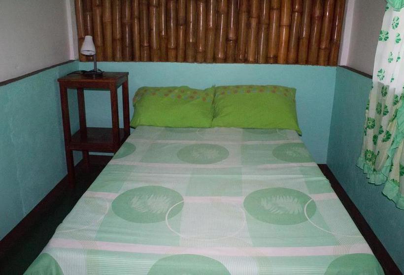 تختخواب و صبحانه Mahogany Upland Resort