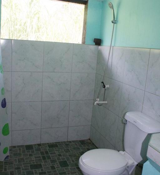 تختخواب و صبحانه Mahogany Upland Resort