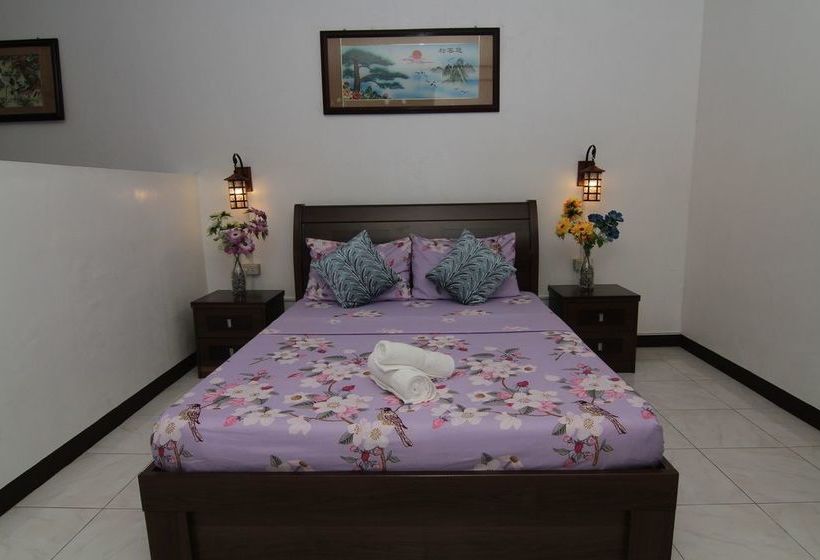 تختخواب و صبحانه Mahogany Upland Resort