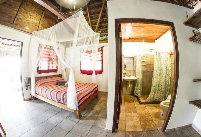 Bed and Breakfast Naturalmente Boutique Bungalows Y Cocina Mediterránea