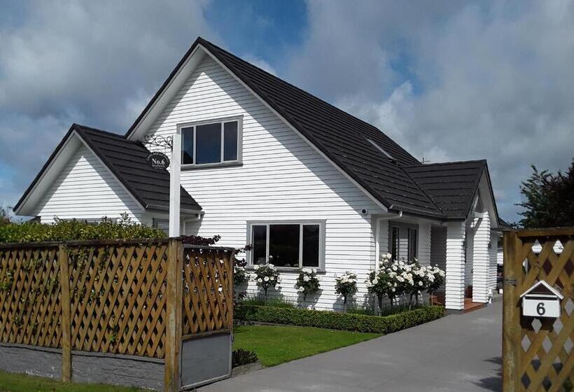 ベッドアンドブレックファースト No. 6 Heathcote