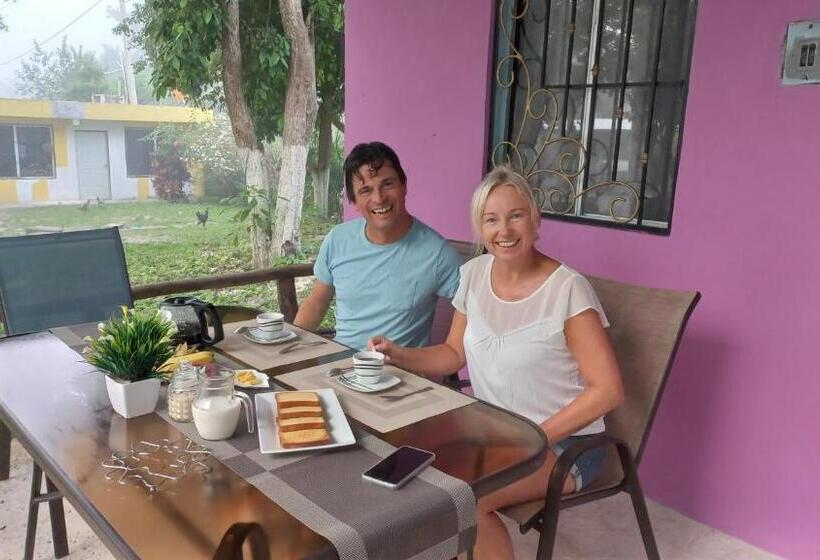 تختخواب و صبحانه Otoch Béek Calakmul