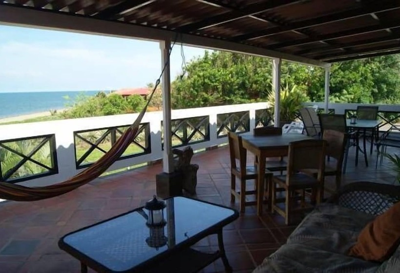 住宿加早餐  Posada Del Mar