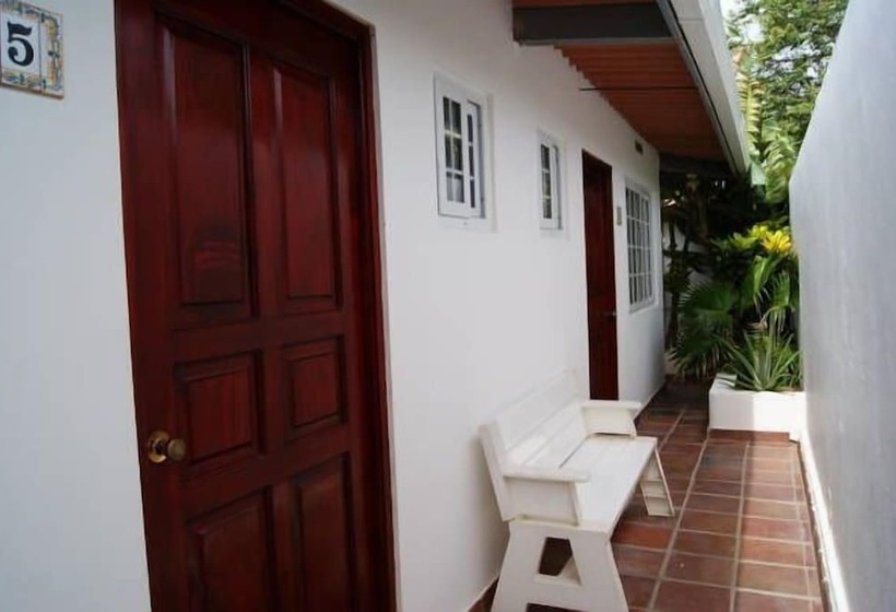 住宿加早餐  Posada Del Mar