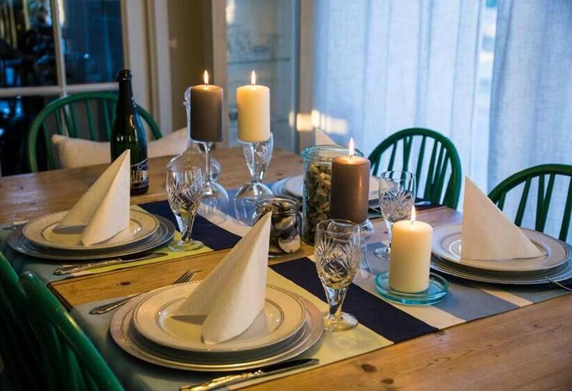 צימר Strandheimen Guesthouse