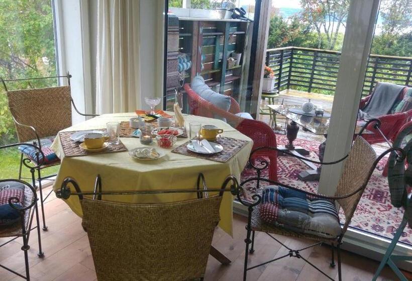 צימר Strandheimen Guesthouse