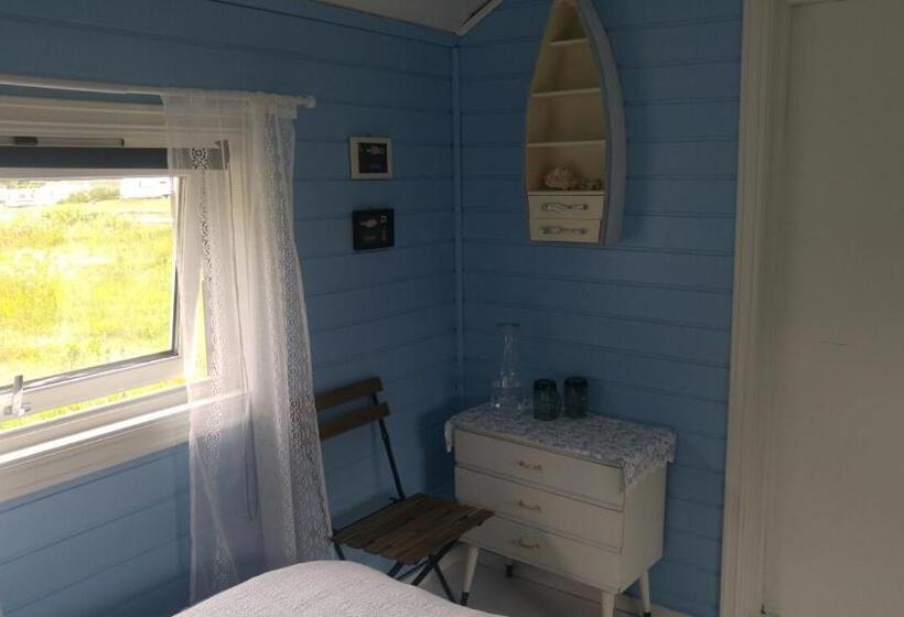 צימר Strandheimen Guesthouse