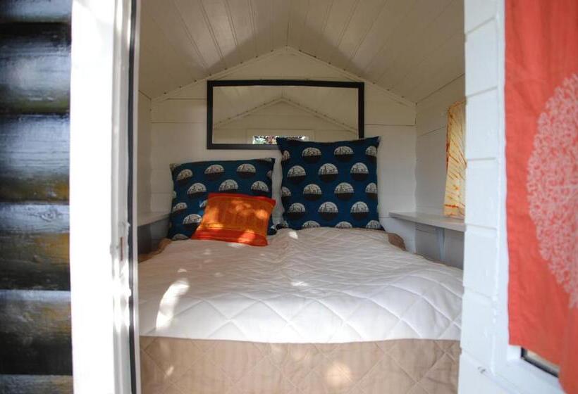 צימר Strandheimen Guesthouse