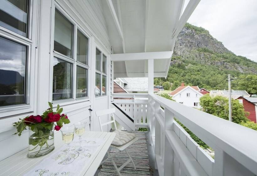 צימר Villa Solvorn