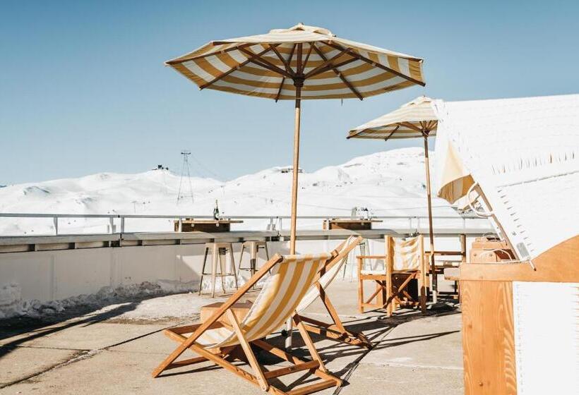 Galaaxy Mountain Hostel