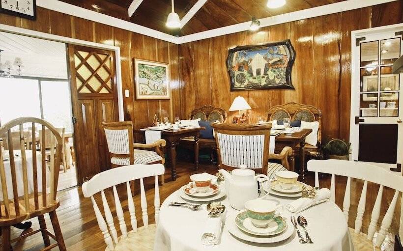 Guest Haven Chalet Baguio Bed And Breakfast