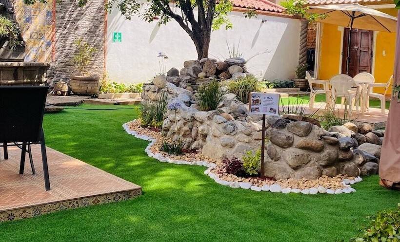 簡易ホテル La Ninfa