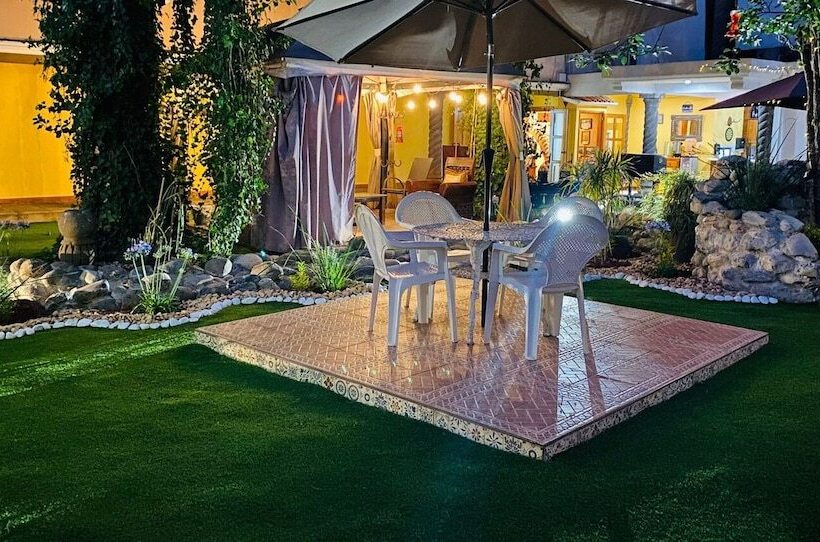 簡易ホテル La Ninfa