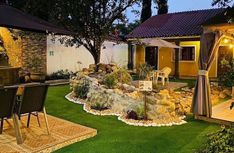 簡易ホテル La Ninfa