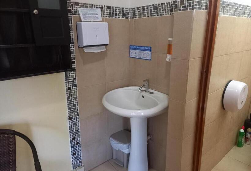 Hostel Kimmell / Hostal Familiar La Casita De Los Kimmell