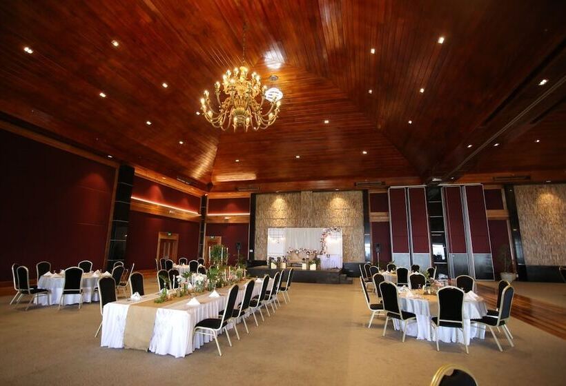 هتل Alta D Tagaytay