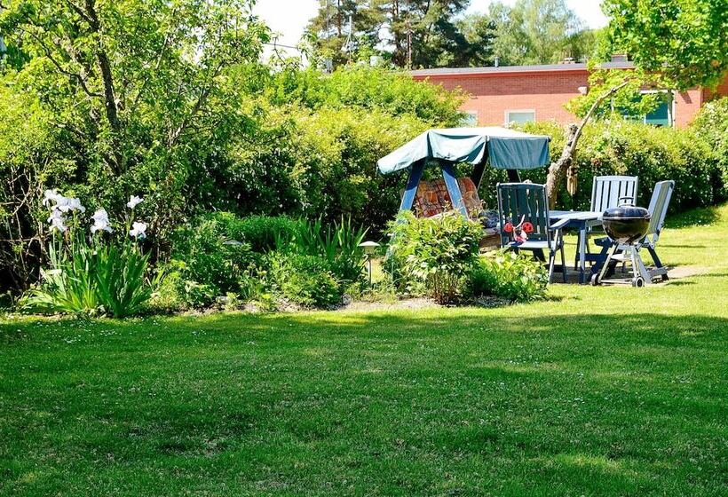 Alvaret Hotel & Hostel