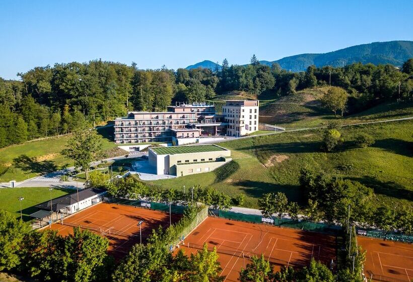 هتل Atlantida Boutique