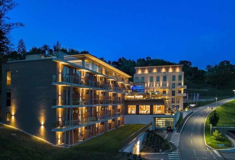 هتل Atlantida Boutique