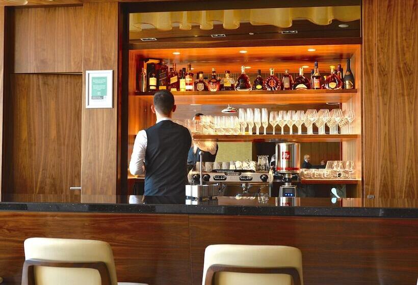 هتل Atlantida Boutique