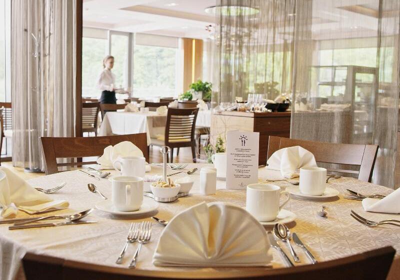 هتل Atlantida Boutique