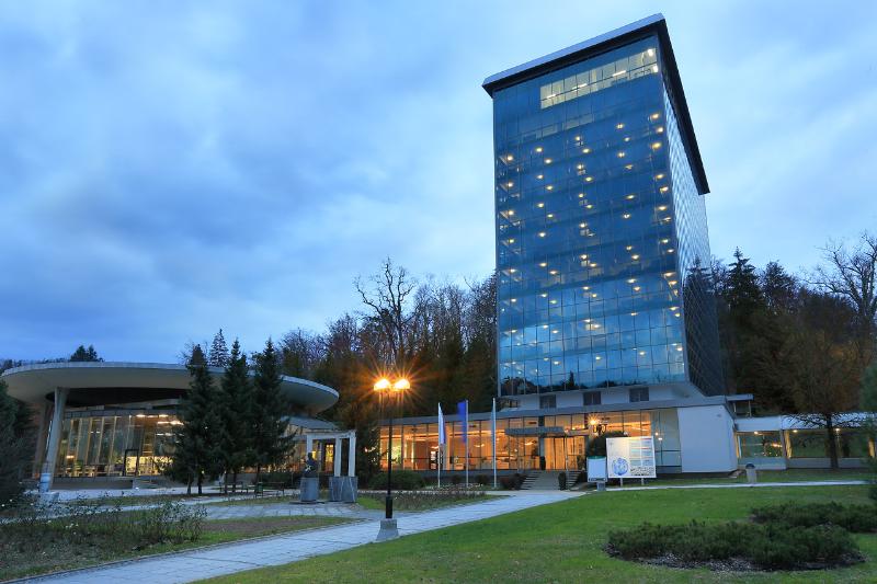 هتل Atlantida Boutique