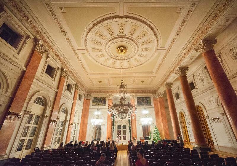 هتل Atlantida Boutique