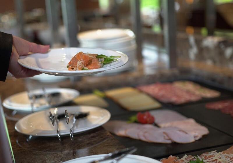 هتل Atlantida Boutique