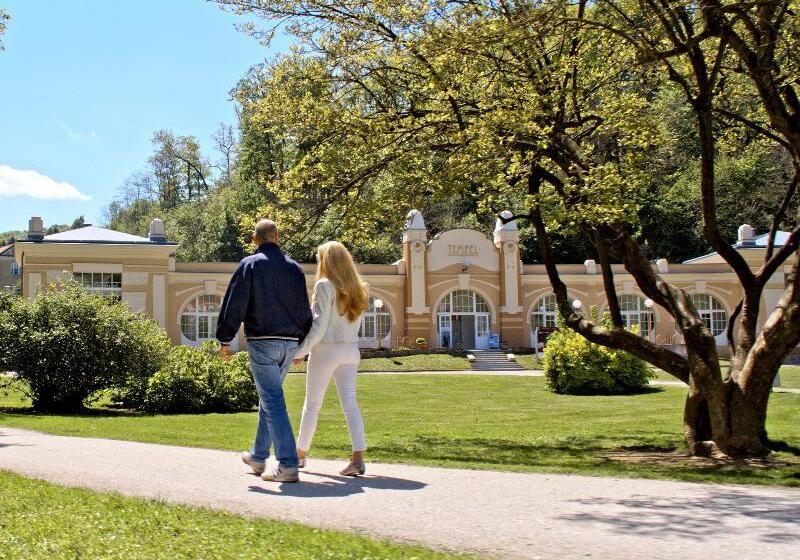 هتل Atlantida Boutique