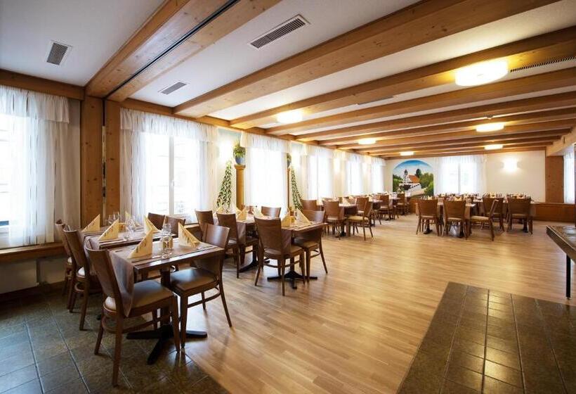 בית מלון כפרי Gasthof Zum Mohren