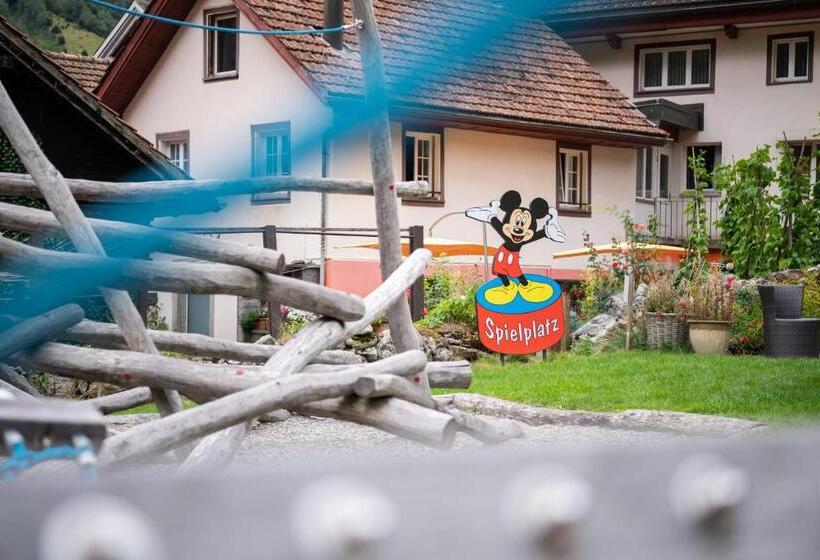 בית מלון כפרי Gerig