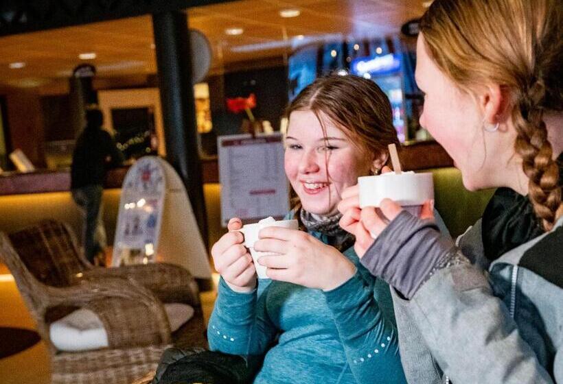 בית מלון כפרי Hassela Ski Resort