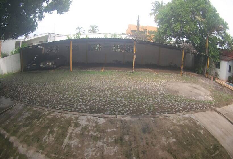 هتل Hospedajes Del Rey