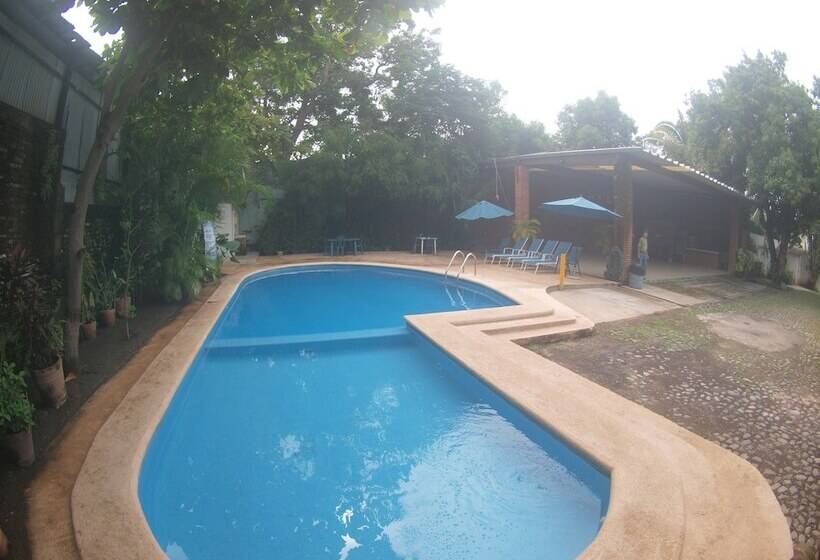 هتل Hospedajes Del Rey