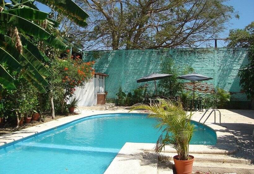 هتل Hospedajes Del Rey