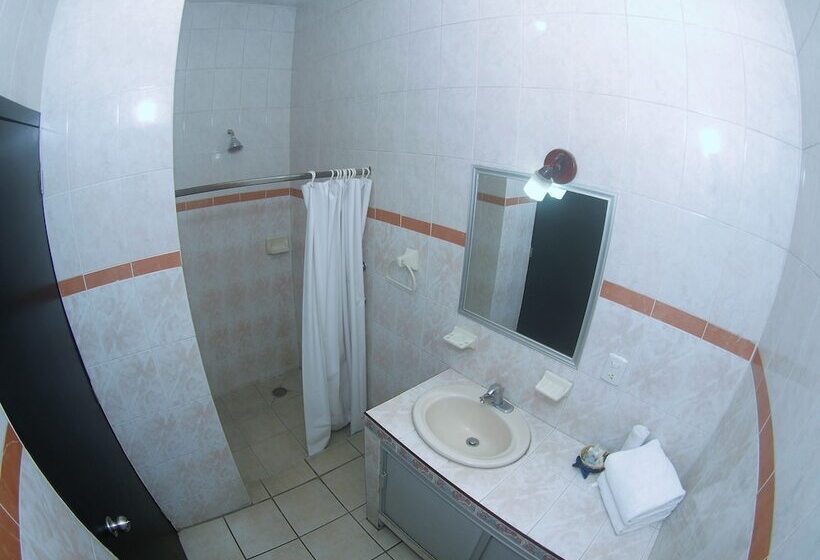 هتل Hospedajes Del Rey