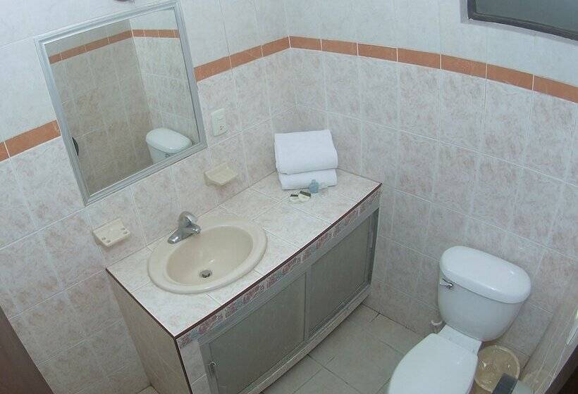 هتل Hospedajes Del Rey