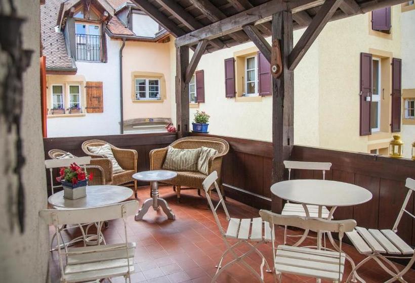 فندق Hôtel Les Vieux Toits