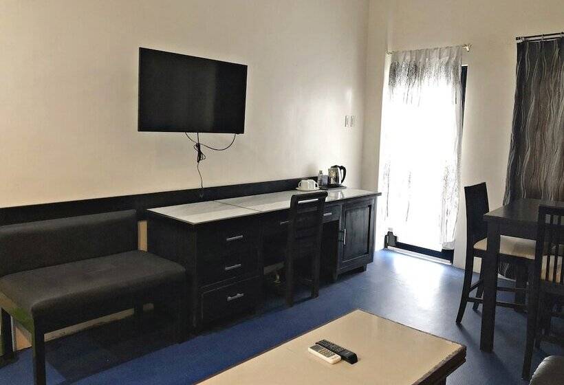 فندق Knights Ko Suites