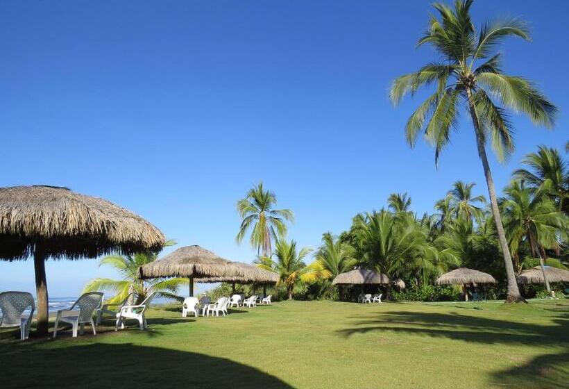 ホテル Las Lajas Beach Resort