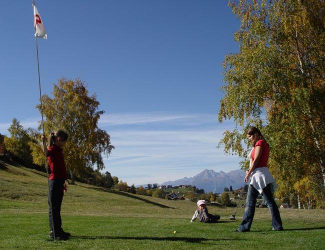 בית מלון כפרי Mont Noble