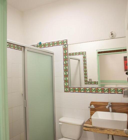 هتل Playa Zipolite