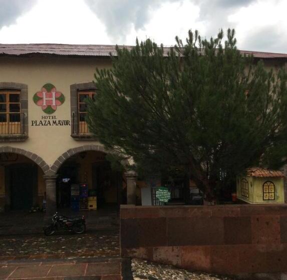 Отель Plaza Mayor